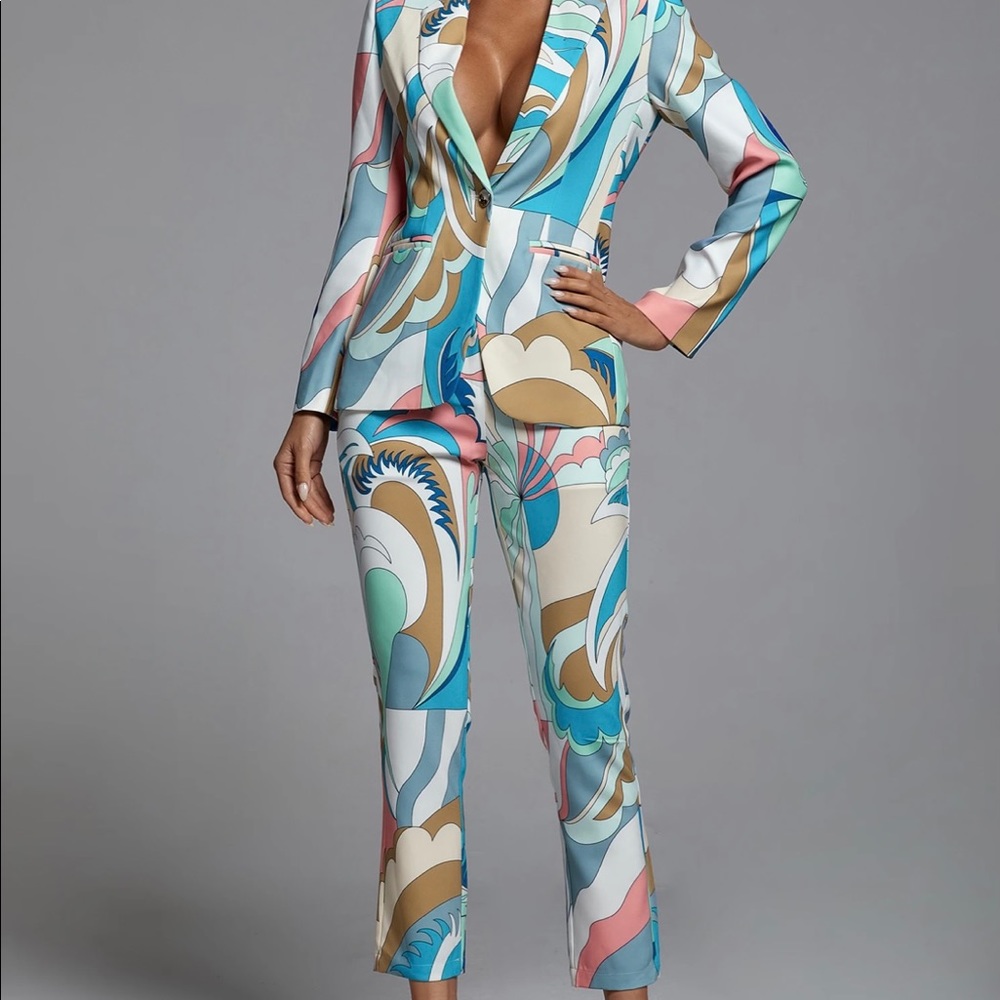 Suit